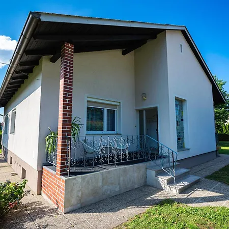 Сasa de vacaciones Ehm - Zentrale Mit 3 Schlafzimmern *